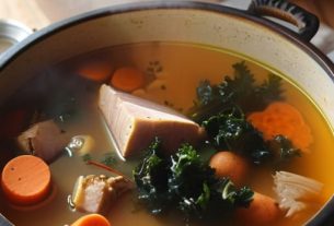 How to make soup from leftovers guide.